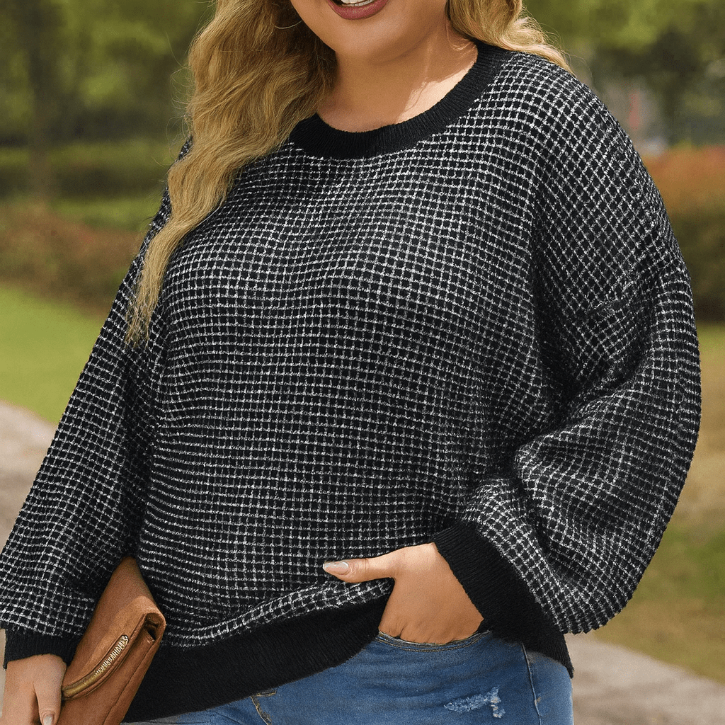 Building a Plus-Size Capsule Wardrobe with CurveLoom: Essentials for Every Occasion - CurveLoom